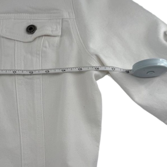 White Denim Short Sleeve Buttoned Chest Pockets Epaulettes - Picture 9 of 11